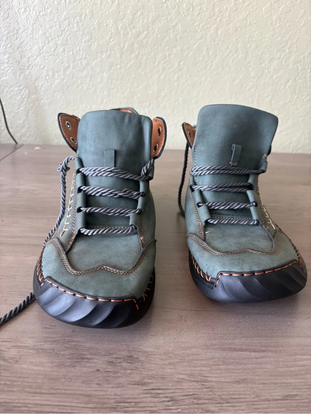 Saukin USA Men’s Hiking Boots Green Outdoor Lace Up Trail Shoes Size 11 NWOT